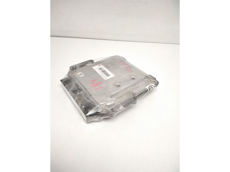 Recambio de centralita motor uce para opel movano b kasten/combi 2.3 cdti referencia OEM IAM 0281017977 237101487R 237100899R