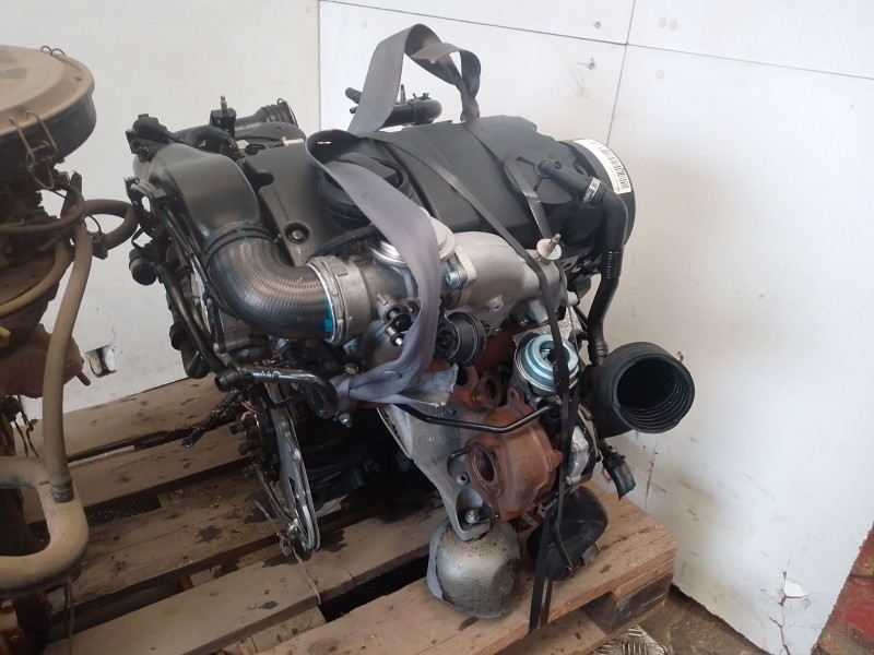 Recambio de motor completo para volkswagen passat b5.5 (3b3) 1.9 tdi referencia OEM IAM AVF  