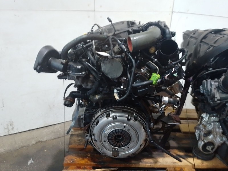 Recambio de motor completo para opel vivaro b autobús (x82) 1.6 cdti (06) referencia OEM IAM R9M  