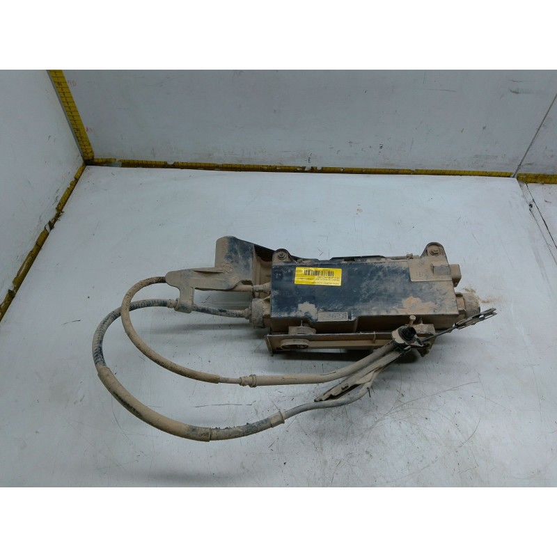 Recambio de freno de mano electrico para renault scénic ii (jm0/1_) 1.9 dci (jm0g, jm12, jm1g, jm2c) referencia OEM IAM 82005226
