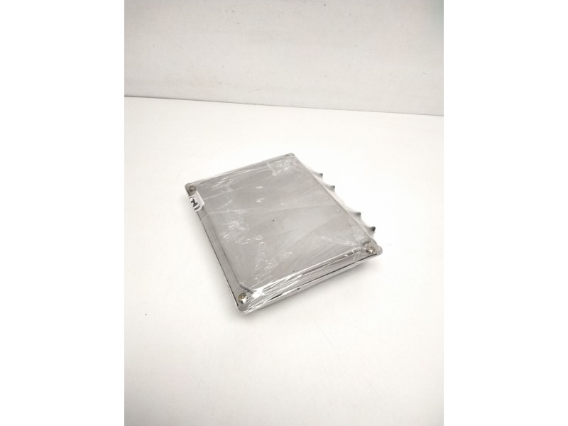 Recambio de centralita motor uce para volkswagen passat berlina (3b2) 1.8 referencia OEM IAM 8D0907558F 0261204614 26SA4874