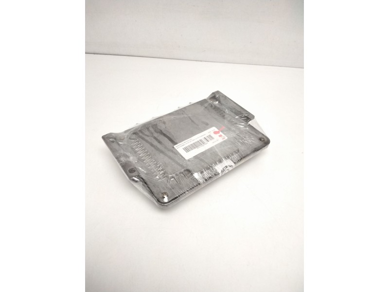 Recambio de centralita motor uce para alfa romeo 147 (190) 1.9 jtd distinctive referencia OEM IAM 0281010332 55185365 93741AAA