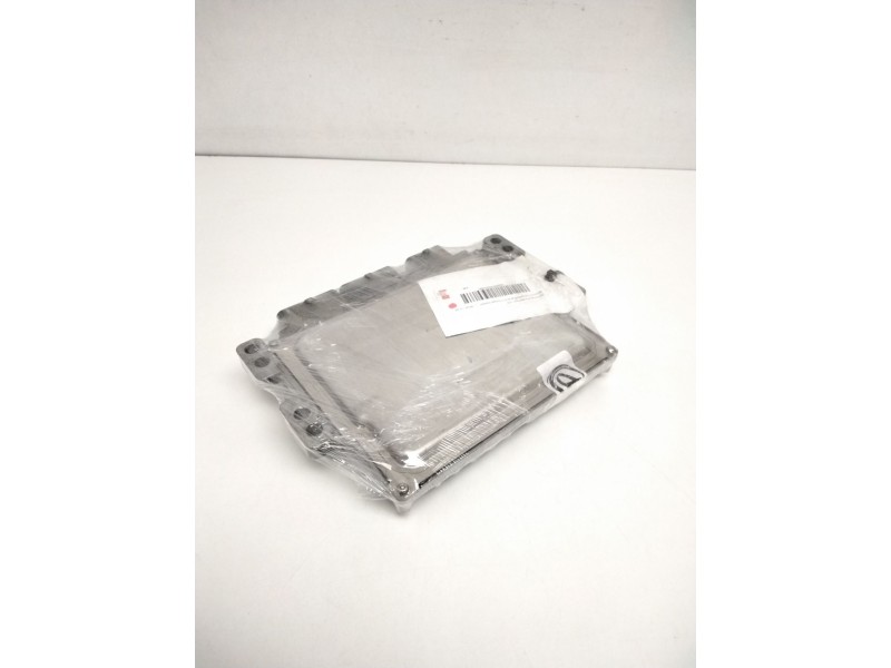 Recambio de centralita motor uce para renault kangoo (f/kc0) express confort referencia OEM IAM 237101989R 237101990R 28321424