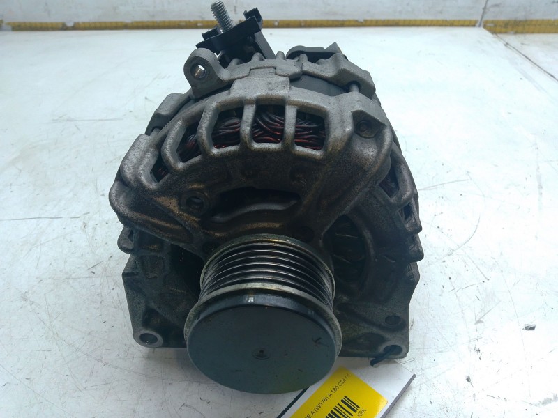 Recambio de alternador para mercedes-benz clase a (w176) a 180 cdi / d (176.012) referencia OEM IAM A0009063822  