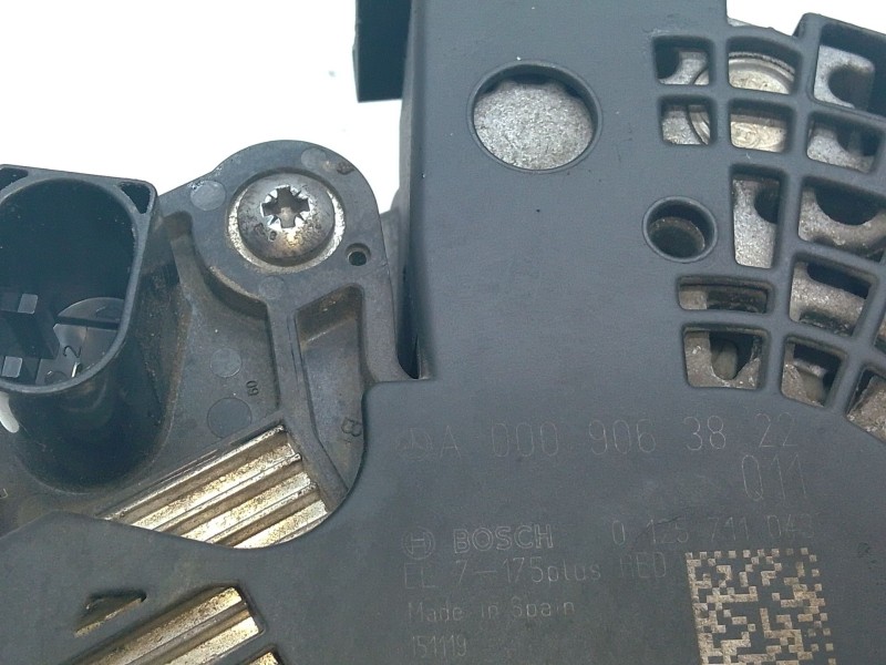 Recambio de alternador para mercedes-benz clase a (w176) a 180 cdi / d (176.012) referencia OEM IAM A0009063822  