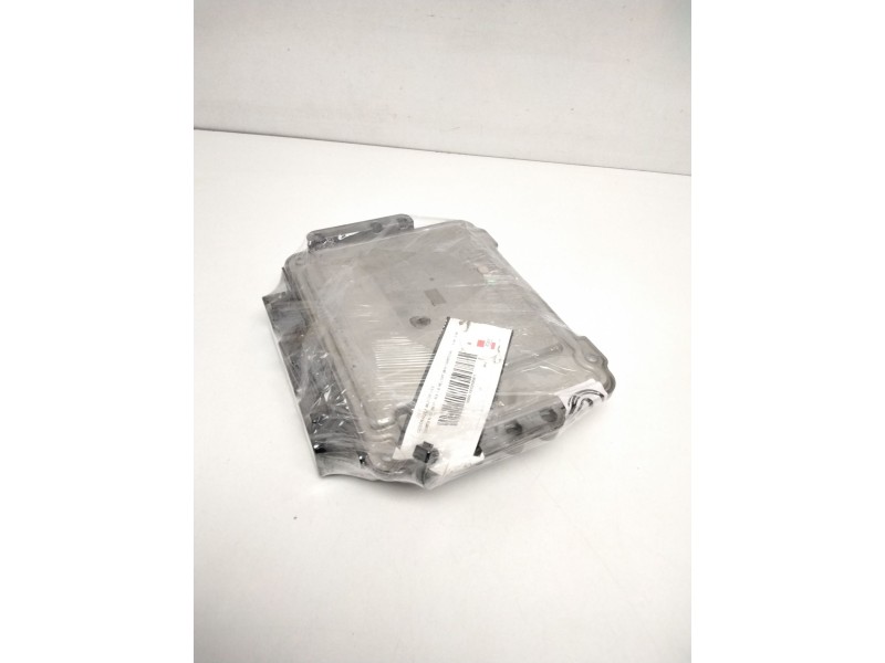 Recambio de centralita motor uce para citroën c5 berlina hdi cat (9hy / dv6ted4) referencia OEM IAM 9556974780 0281011561 EDC16C