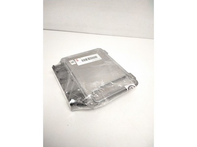 Recambio de centralita motor uce para seat leon (5f1) referencia OEM IAM 04C907309BP 0261S21435 1039T33503