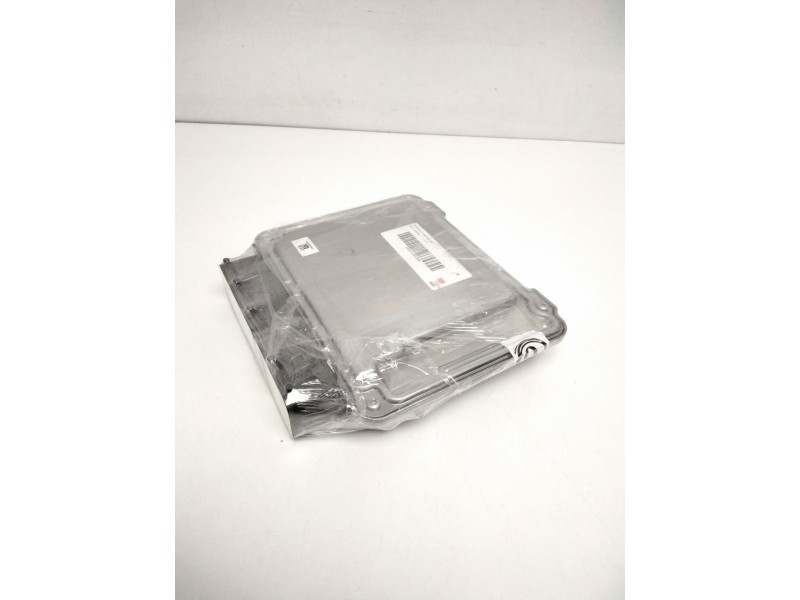 Recambio de centralita motor uce para seat arona referencia OEM IAM 04C907309BP 0261S21435 1039T33503