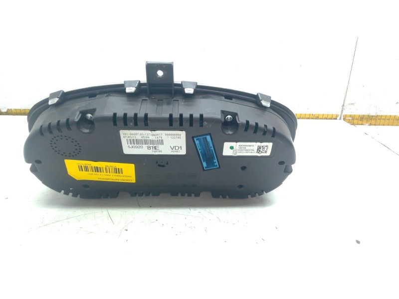 Recambio de cuadro instrumentos para skoda fabia ii (542) 1.2 12v referencia OEM IAM 5J0920811E  
