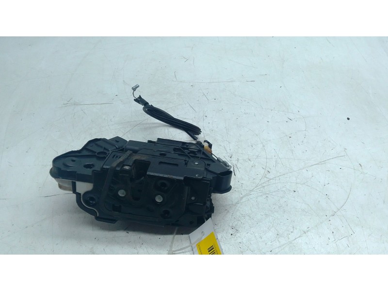 Recambio de cerradura puerta delantera izquierda para skoda fabia ii (542) 1.2 12v referencia OEM IAM 15F1S1837015B  