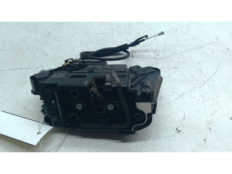Recambio de cerradura puerta delantera derecha para skoda fabia ii (542) 1.2 12v referencia OEM IAM 16F1S1837016B  
