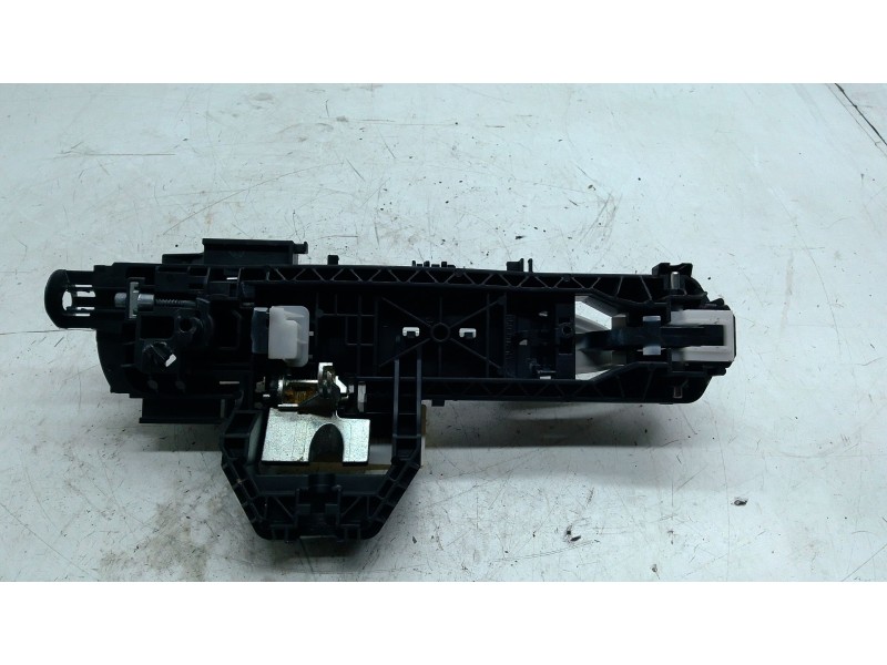 Recambio de maneta exterior trasera izquierda para mercedes-benz clase a (w176) a 180 cdi / d (176.012) referencia OEM IAM A2047