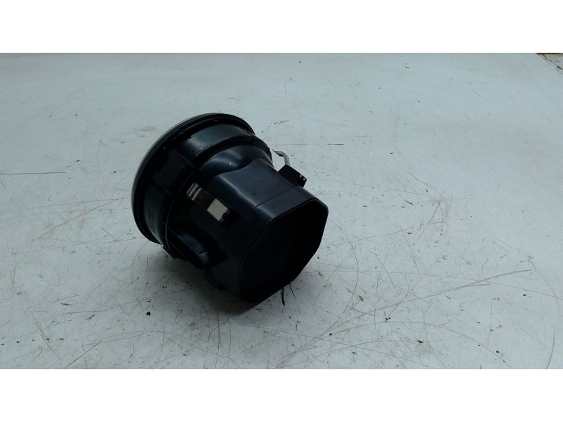 Recambio de aireador izquierdo para mercedes-benz clase a (w176) a 180 cdi / d (176.012) referencia OEM IAM A1768300754  