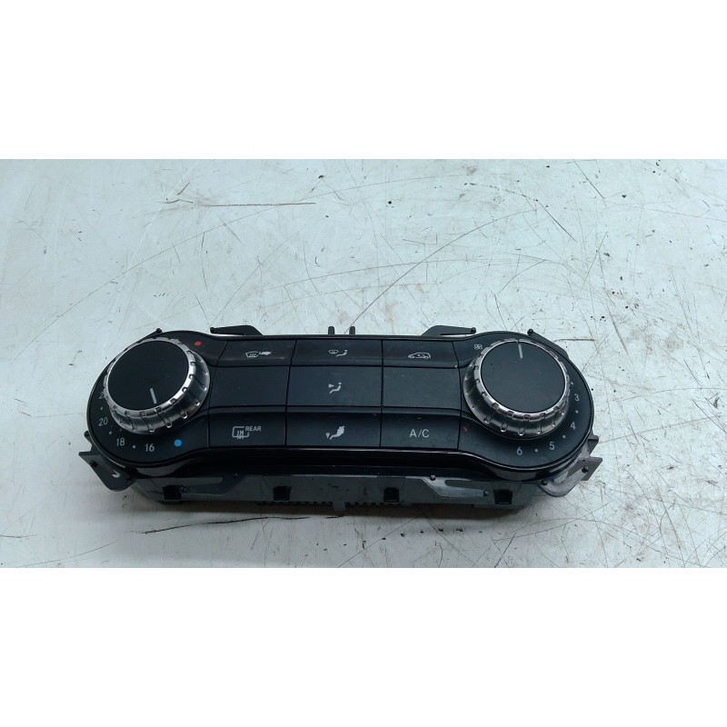 Recambio de mando climatizador para mercedes-benz clase a (w176) a 180 cdi / d (176.012) referencia OEM IAM A2469008215  