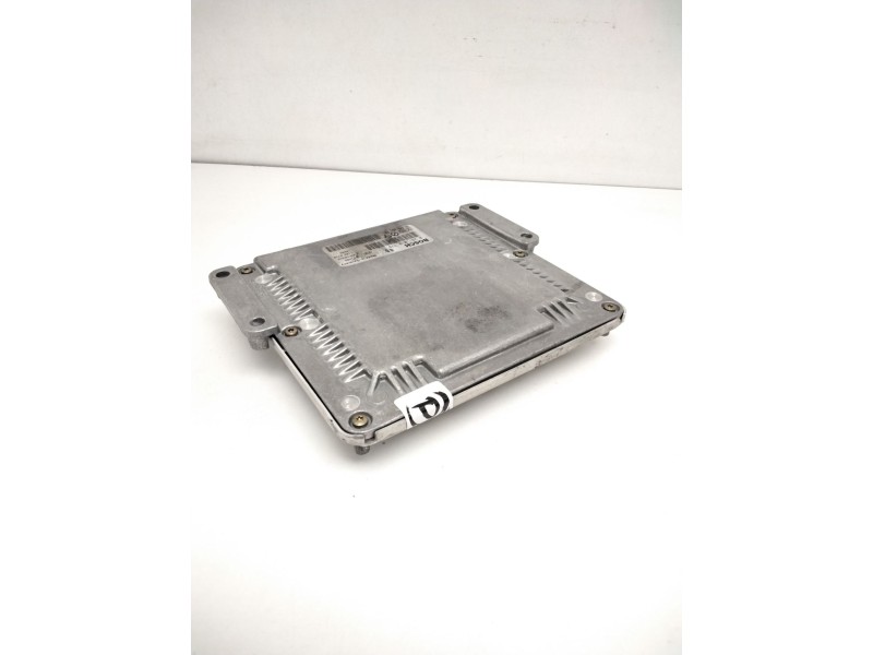 Recambio de centralita motor uce para peugeot 307 (s1) xs referencia OEM IAM 0281010779 9644606180 EDC15C2