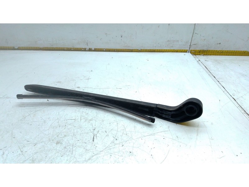 Recambio de brazo limpia trasero para volvo xc60 ii (246) b4 mild-hybrid referencia OEM IAM W000097729  