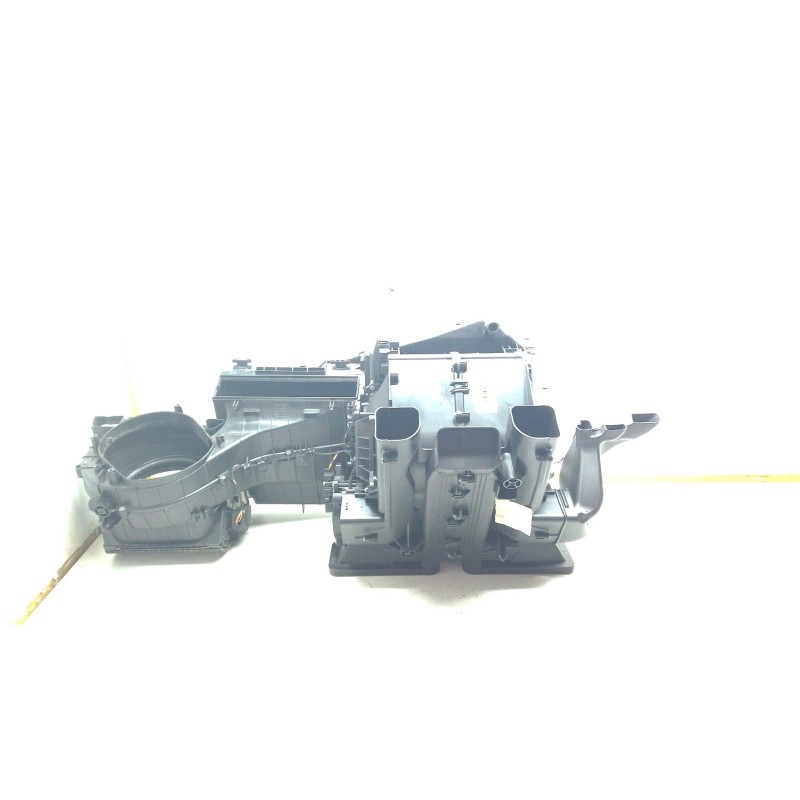 Recambio de calefaccion entera normal para mercedes-benz clase a (w176) a 180 cdi / d (176.012) referencia OEM IAM A2468305201  