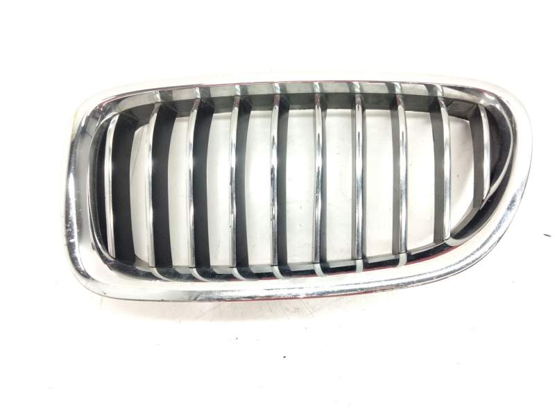 Recambio de rejilla paragolpes izquierda para bmw 5 (f10) 520 d xdrive referencia OEM IAM 51137412323  