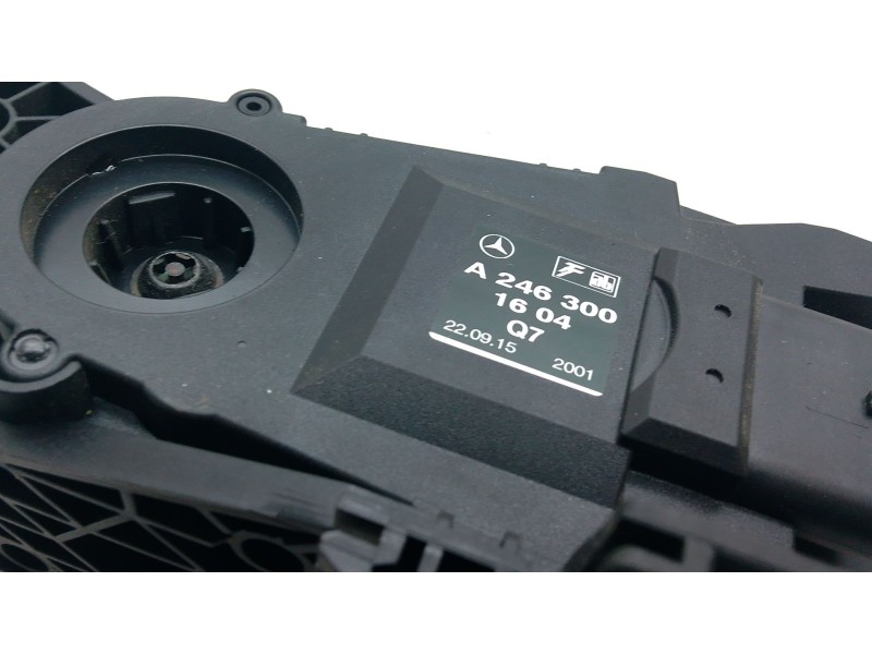 Recambio de pedal acelerador para mercedes-benz clase a (w176) a 180 cdi / d (176.012) referencia OEM IAM A2463001604  