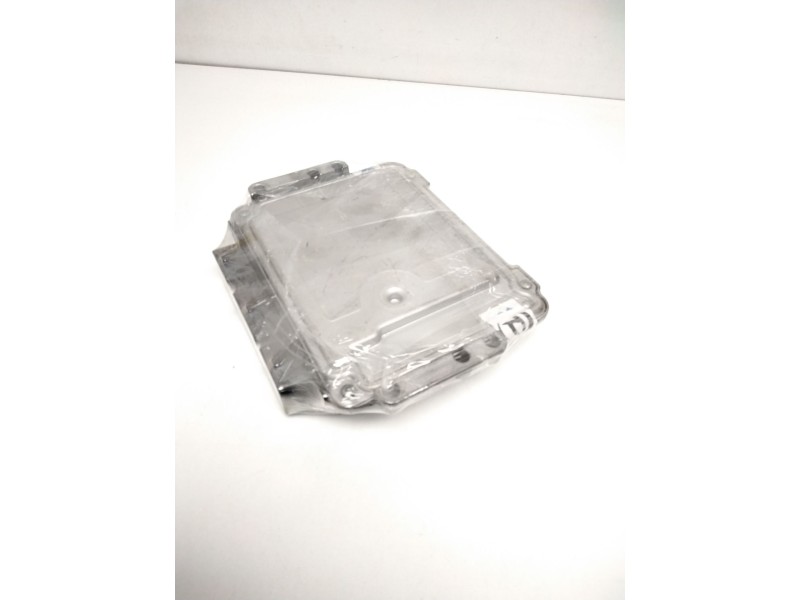 Recambio de centralita motor uce para renault megane ii familiar privilege luxe referencia OEM IAM 0281011776 8200391966 8200386