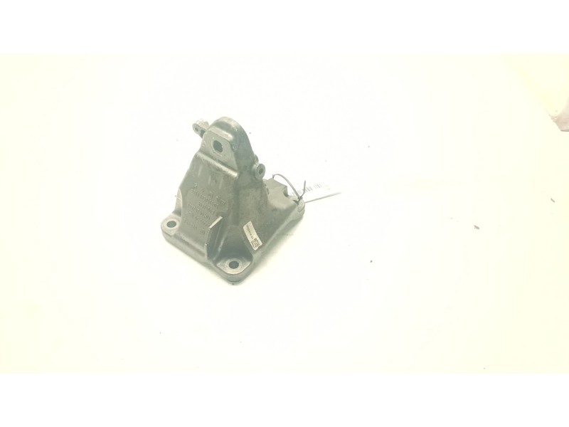 Recambio de soporte motor derecho superior para bmw 1 (f20) 120 d referencia OEM IAM 2211685941605  