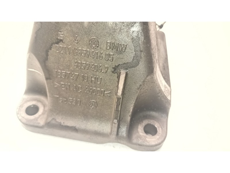 Recambio de soporte motor derecho superior para bmw 1 (f20) 120 d referencia OEM IAM 2211685941605  