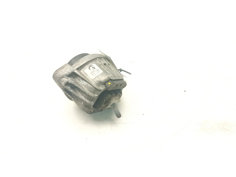 Recambio de soporte motor derecho inferior para bmw 3 (e90) 330 d referencia OEM IAM 6768600-03  