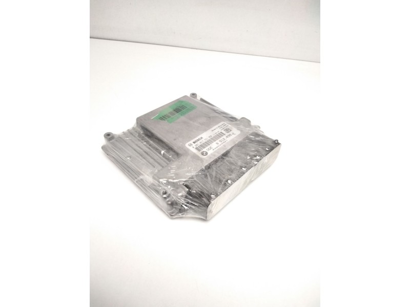Recambio de centralita motor uce para bmw serie 1 berlina (e81/e87) 116d referencia OEM IAM 851249901 0281017551 030529921