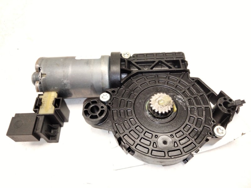 Recambio de motor techo para mercedes-benz clase a (w176) a 180 cdi / d (176.012) referencia OEM IAM 0390200101  