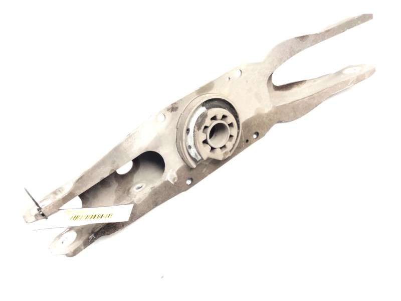 Recambio de brazo suspension inferior trasero derecho para mercedes-benz clase a (w176) a 180 cdi / d (176.012) referencia OEM I