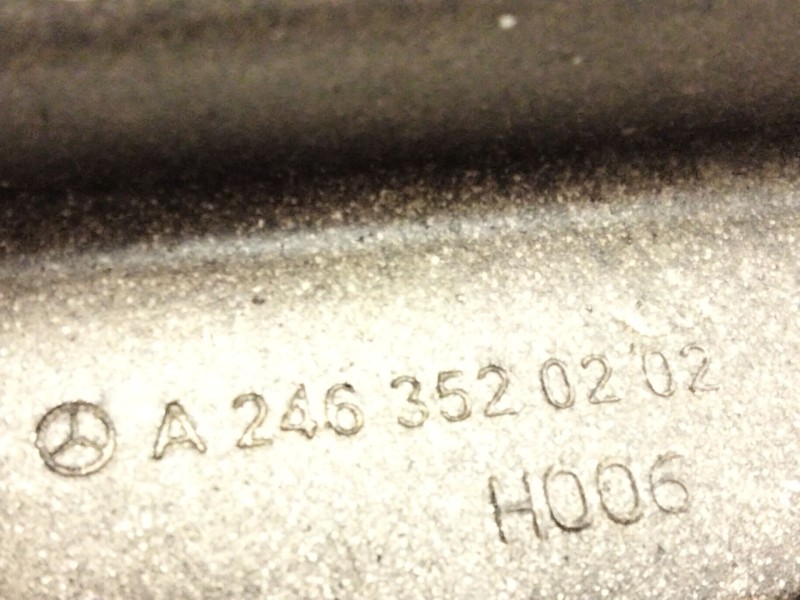 Recambio de brazo suspension inferior trasero derecho para mercedes-benz clase a (w176) a 180 cdi / d (176.012) referencia OEM I