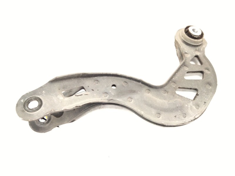Recambio de brazo suspension superior trasero izquierdo para mercedes-benz clase a (w176) a 180 cdi / d (176.012) referencia OEM