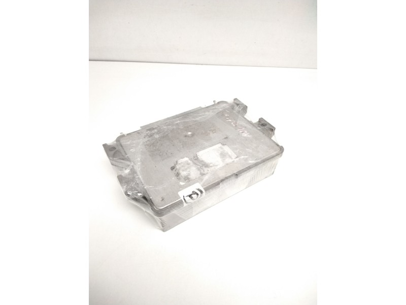 Recambio de centralita motor uce para seat marbella (28a) 0.9 cat referencia OEM IAM IAW6FSF 6160204701E M40PTFA2