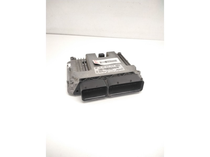 Recambio de centralita motor uce para opel insignia sports tourer sport referencia OEM IAM 55577619AASY 55575349 0281017453