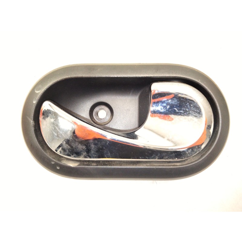 Recambio de maneta interior delantera derecha para dacia duster (hs_) 1.2 tce 125 referencia OEM IAM 8200733847  