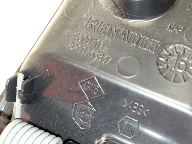 Recambio de maneta interior delantera derecha para dacia duster (hs_) 1.2 tce 125 referencia OEM IAM 8200733847  