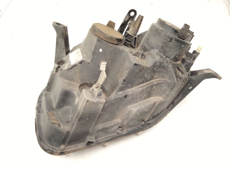 Recambio de faro derecho para dacia duster (hs_) 1.2 tce 125 referencia OEM IAM   