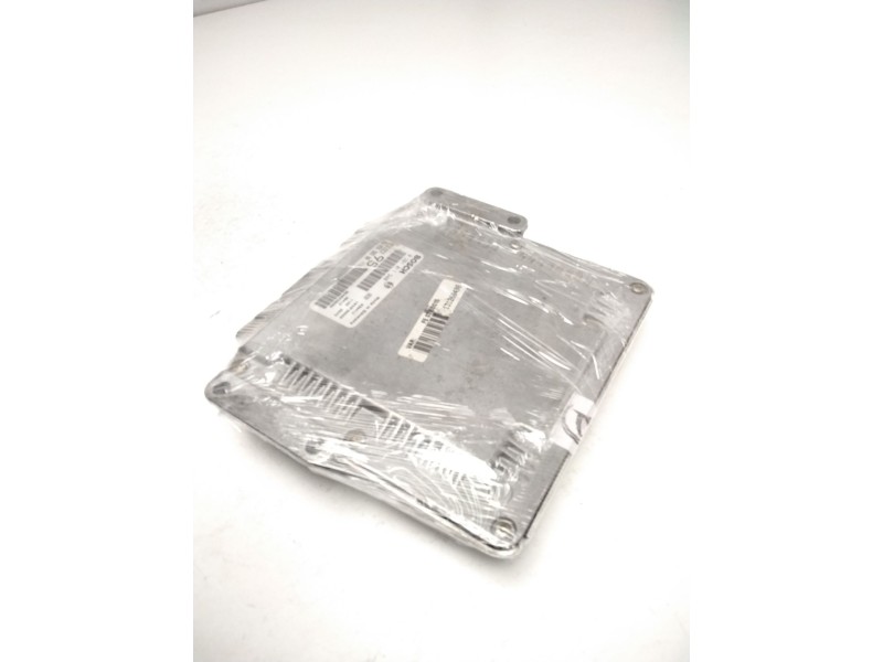 Recambio de centralita motor uce para citroën c5 berlina 2.0 hdi premier referencia OEM IAM 0281011340 9649158380 EDC15C2