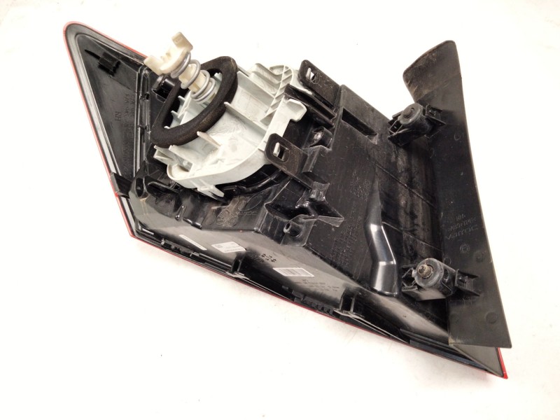 Recambio de piloto trasero derecho para skoda karoq (nu7, nd7) 1.5 tsi referencia OEM IAM 57A945208  