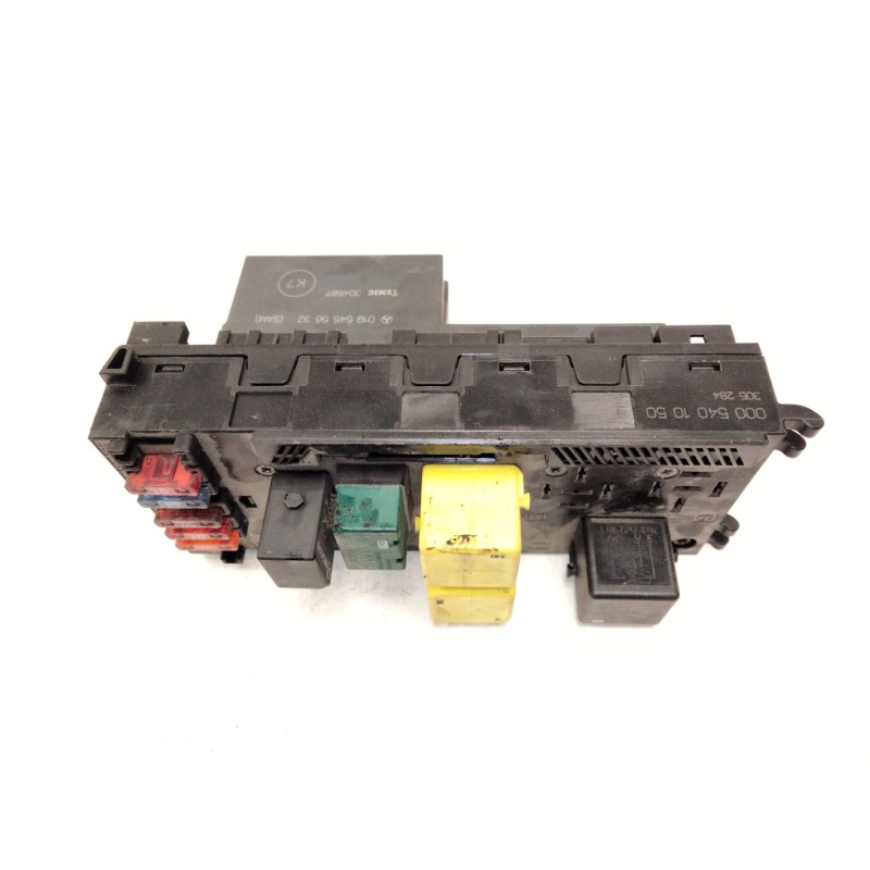 Recambio de caja fusibles para mercedes-benz clase e (w210) e 220 cdi (210.006) referencia OEM IAM 0195455632  