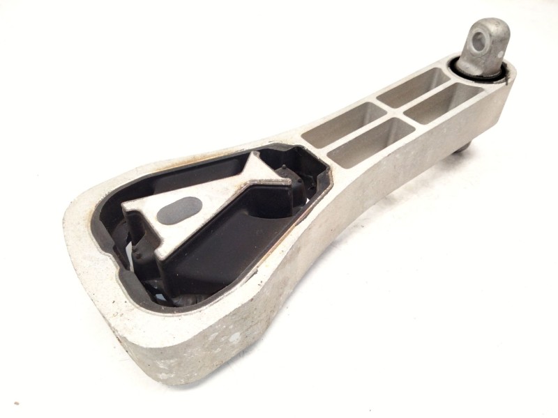 Recambio de soporte motor derecho superior para volvo xc60 ii (246) b4 mild-hybrid referencia OEM IAM   