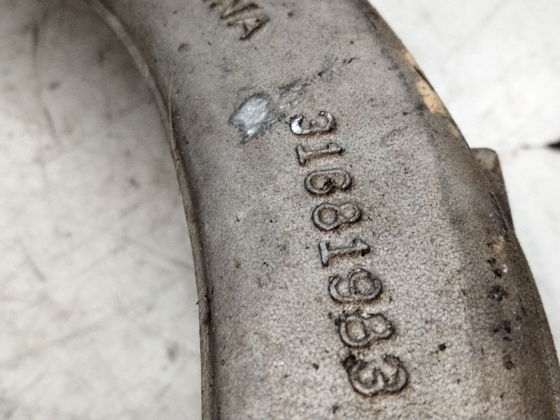 Recambio de brazo suspension inferior delantero izquierdo para volvo xc60 ii (246) b4 mild-hybrid referencia OEM IAM 31681983  