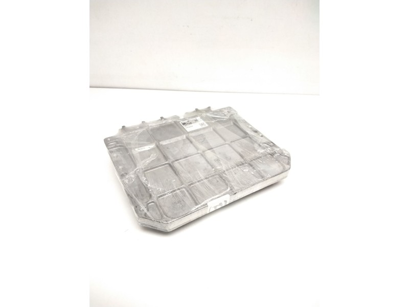 Recambio de centralita motor uce para toyota avensis cross sport (t27) executive referencia OEM IAM 8966105F20 MB2759004733 