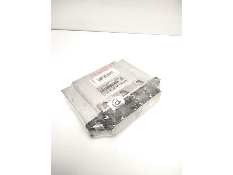 Recambio de centralita motor uce para volkswagen golf vii lim. sport by r-line bluemotion referencia OEM IAM 04E907309AB 0261S09