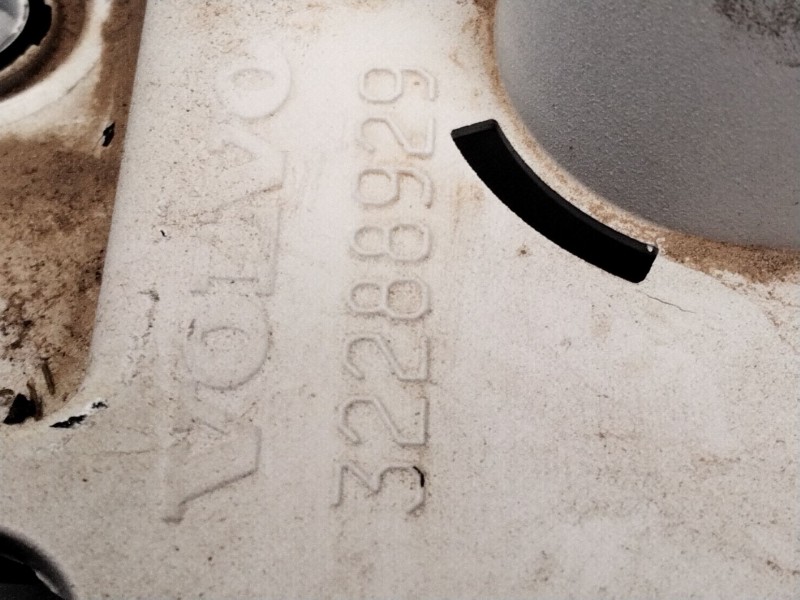 Recambio de soporte paragolpes delantero derecho para volvo xc60 ii (246) b4 mild-hybrid referencia OEM IAM 32288929  