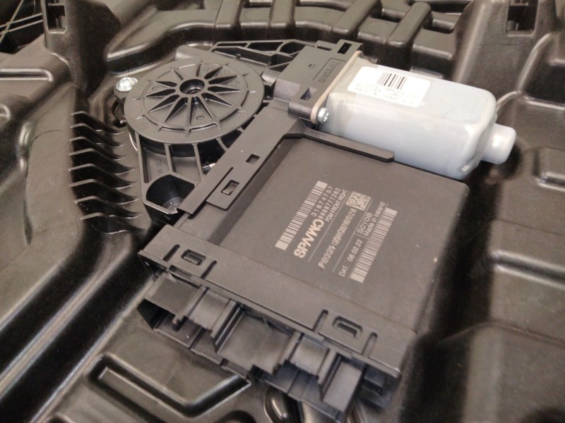 Recambio de elevalunas delantero derecho para volvo xc60 ii (246) b4 mild-hybrid referencia OEM IAM 32353353  