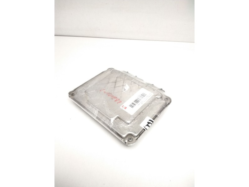 Recambio de centralita motor uce para seat ibiza iii (6l1) 1.9 sdi referencia OEM IAM 038906019NE 0281011824 1039S06265