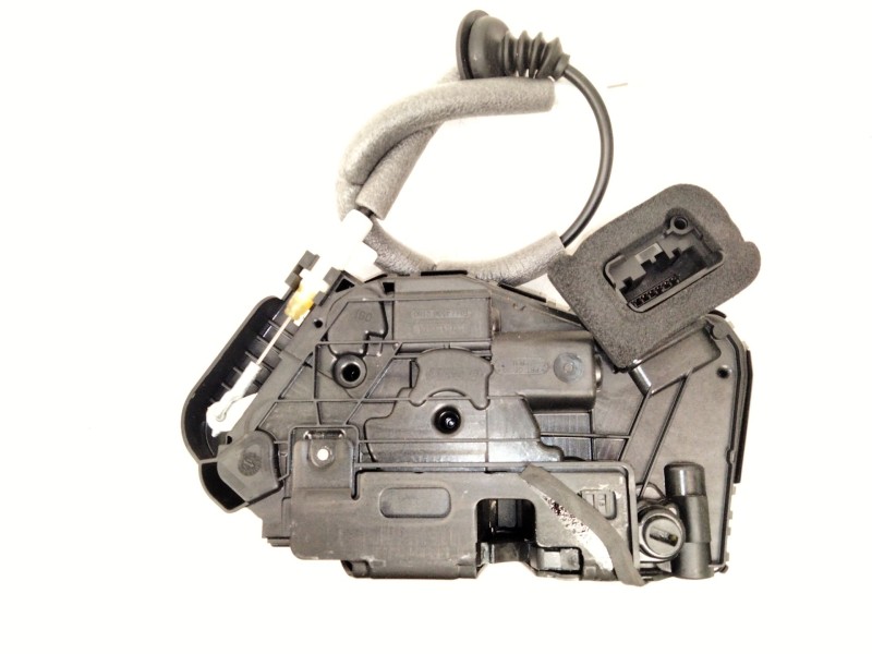 Recambio de cerradura puerta trasera derecha para skoda karoq (nu7, nd7) 1.5 tsi referencia OEM IAM 5TA839016L  