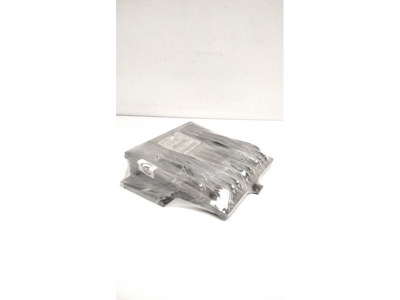 Recambio de centralita motor uce para renault clio iii luxe privilege referencia OEM IAM 8200399038 8200619409 R0410B034C