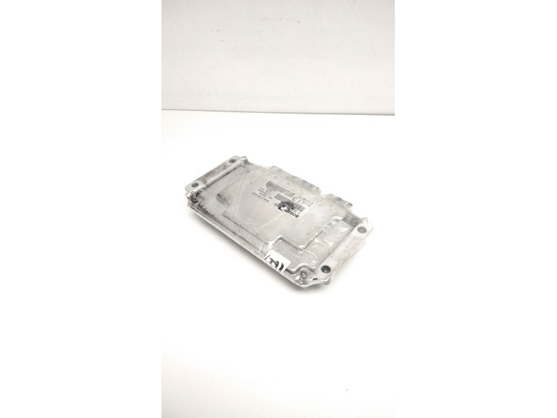 Recambio de centralita motor uce para citroën xsara berlina 1.6i 16v exclusive referencia OEM IAM 9651396380 1039S02689 96387659